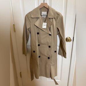 Madewell Aboard Classic Double-Breasted Tan Trench